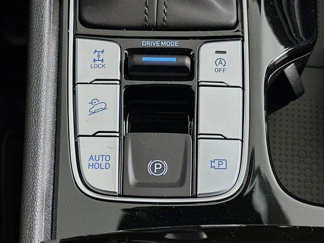 New 2026 Hyundai TUCSON SEL