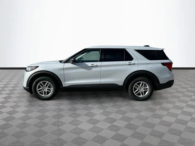 New 2026 White Metallic Ford Active image 3