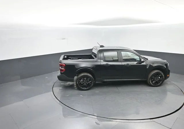 New 2026 Shadow Black Ford XLT image 25