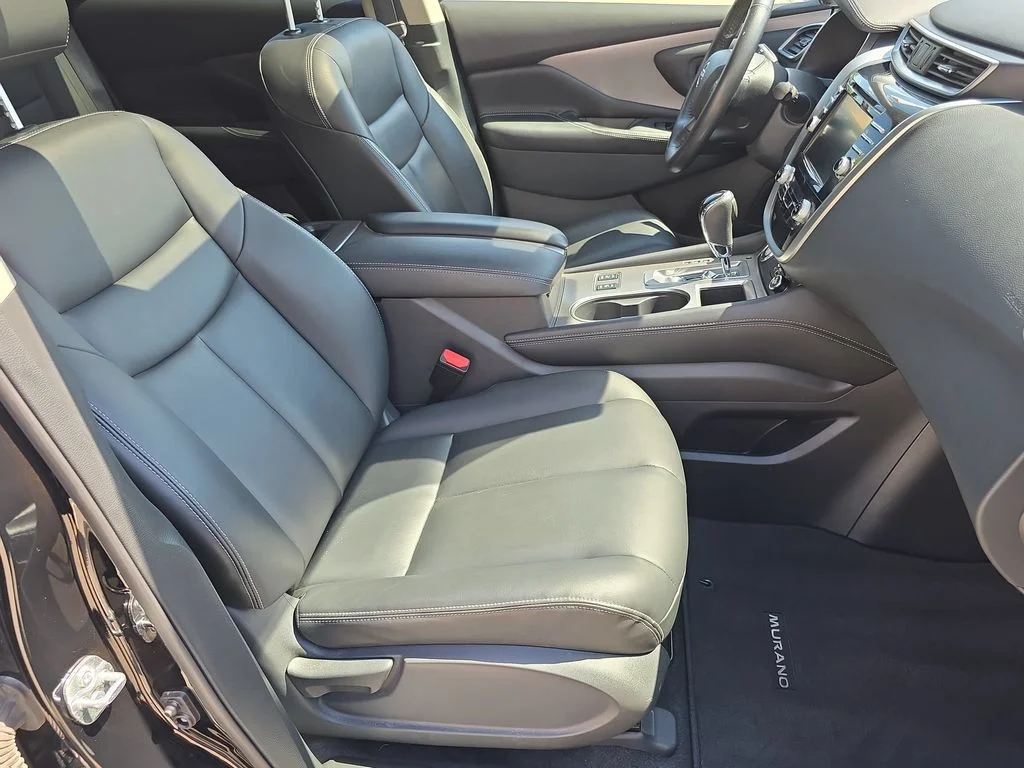 Used 2024  Nissan SV image 29