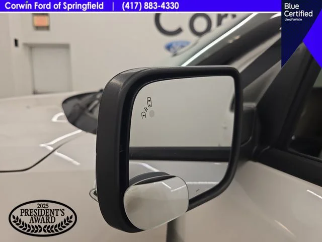 Used 2019 White Platinum Clearcoat Metallic Ford XLT image 40