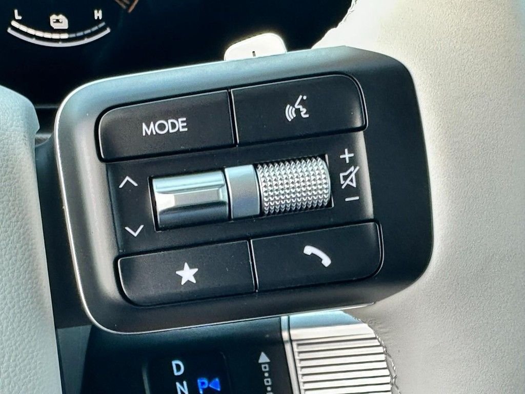 New 2026 White Hyundai SEL image 27
