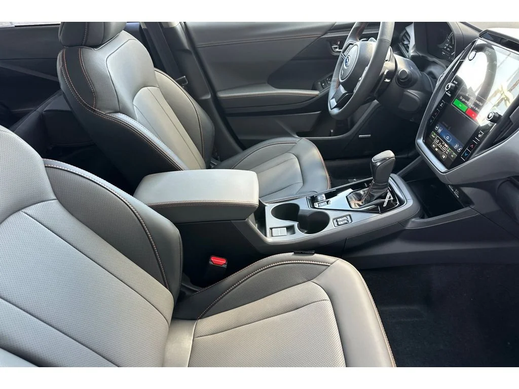 New 2026 CRYSTAL BLACK SILICA Subaru Limited Hybrid image 16