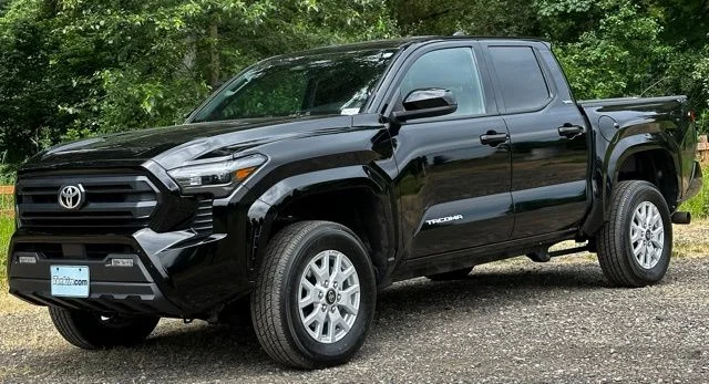 Used 2025 Black Toyota SR5 image 4