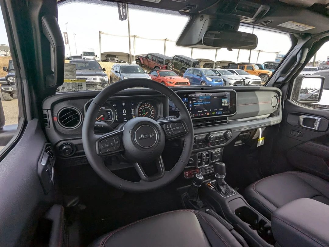 New 2026 Grey Jeep Rubicon - - 4x4 - Nappa Lthr - 3-Pc Hardtop - Safety Grp - 8- Spd Auto - Remote Start & More! image 23