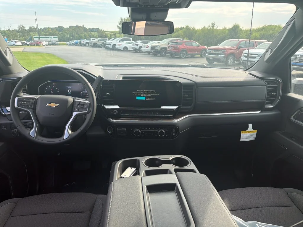 2026 Chevrolet Silverado 3500 HD LT - Photo 9