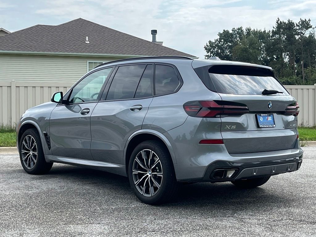 Used 2026 Gray BMW xDrive40i image 5