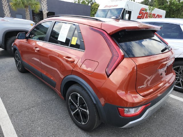 Used 2023 Red Kia EX image 2