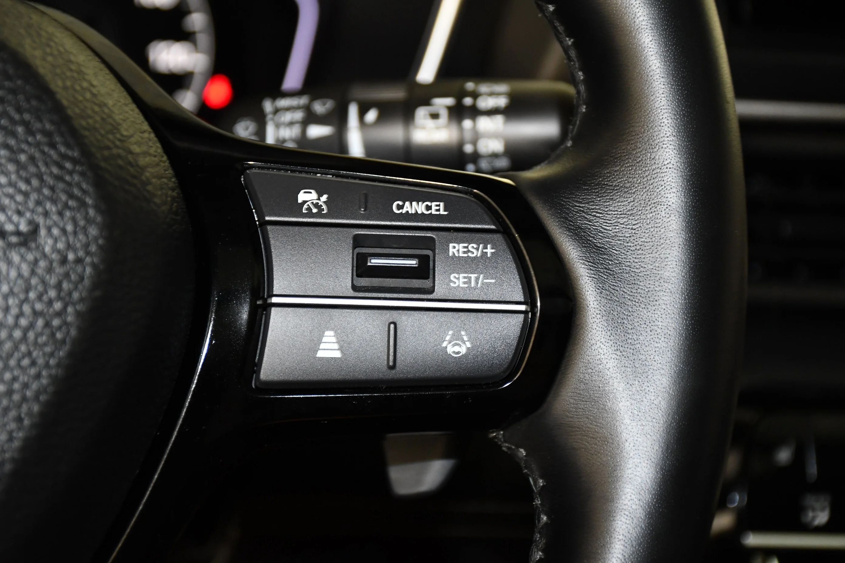 Used 2025 Gray Pearl Honda Touring image 21