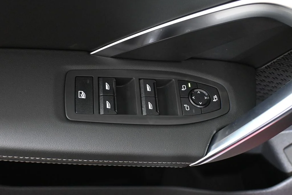 Used 2026 Red BMW xDrive28i image 30