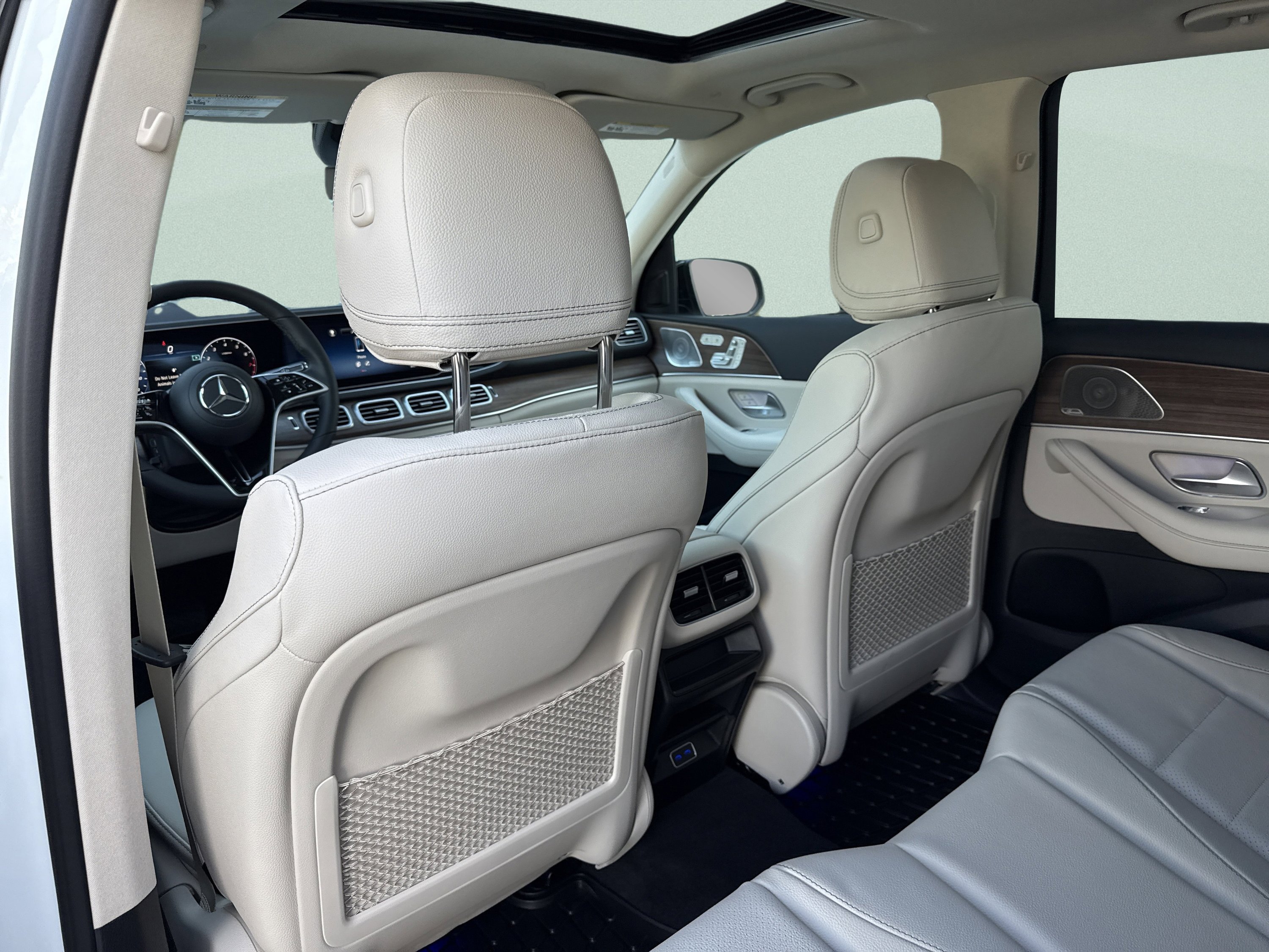 Used 2026 Polar White Mercedes-Benz GLE 350 image 22