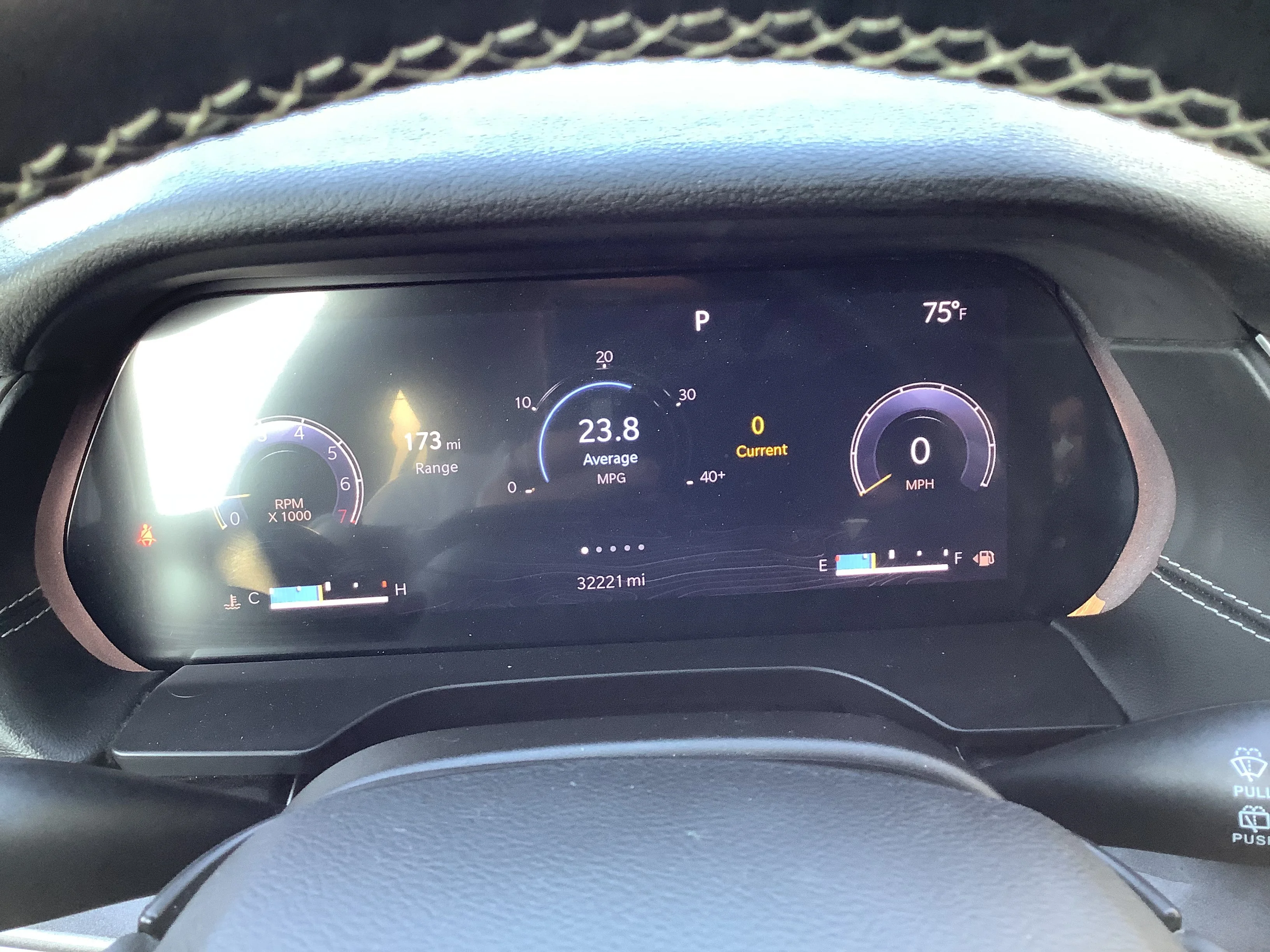 Used 2022 White Jeep Altitude image 13
