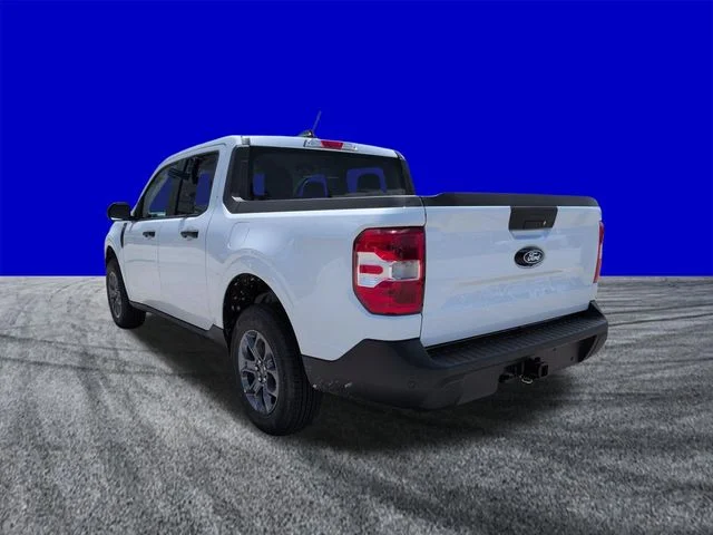 New 2026 Oxford White Ford XLT image 6