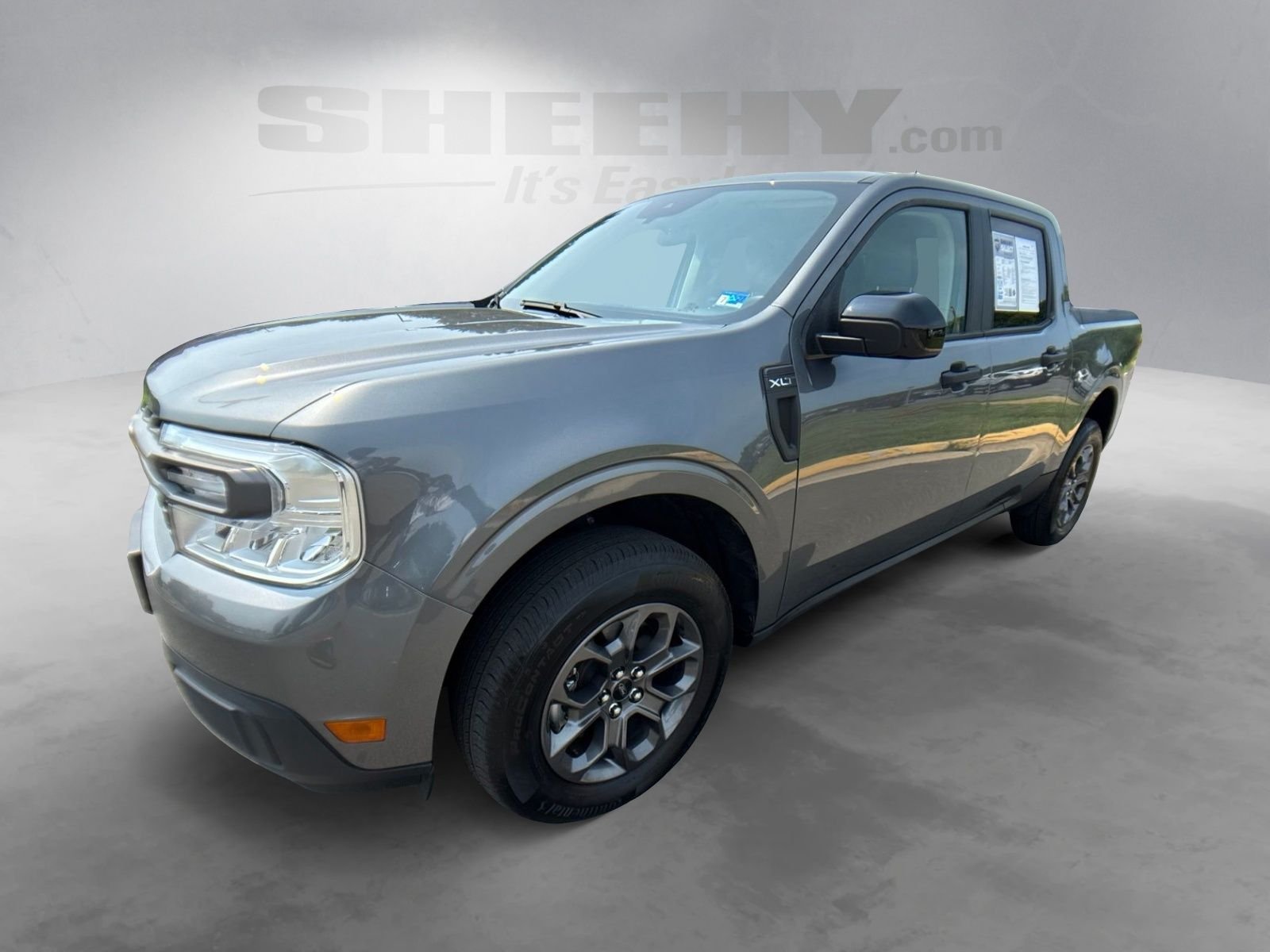 Used 2024 Gray Ford XLT image 17