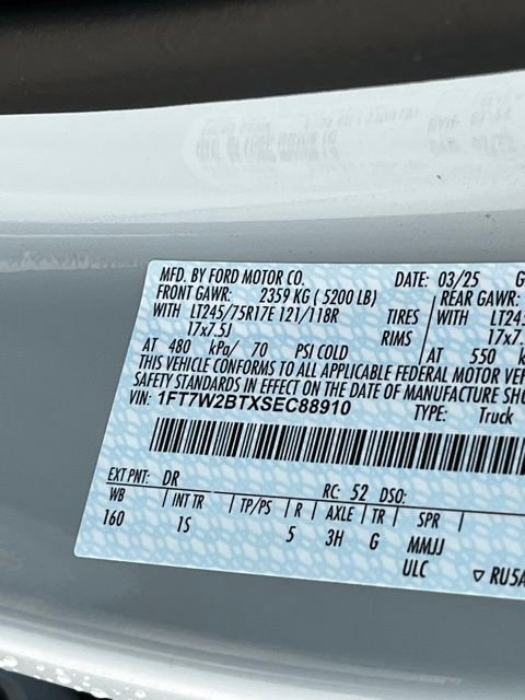 Used 2025 White Ford XL image 34