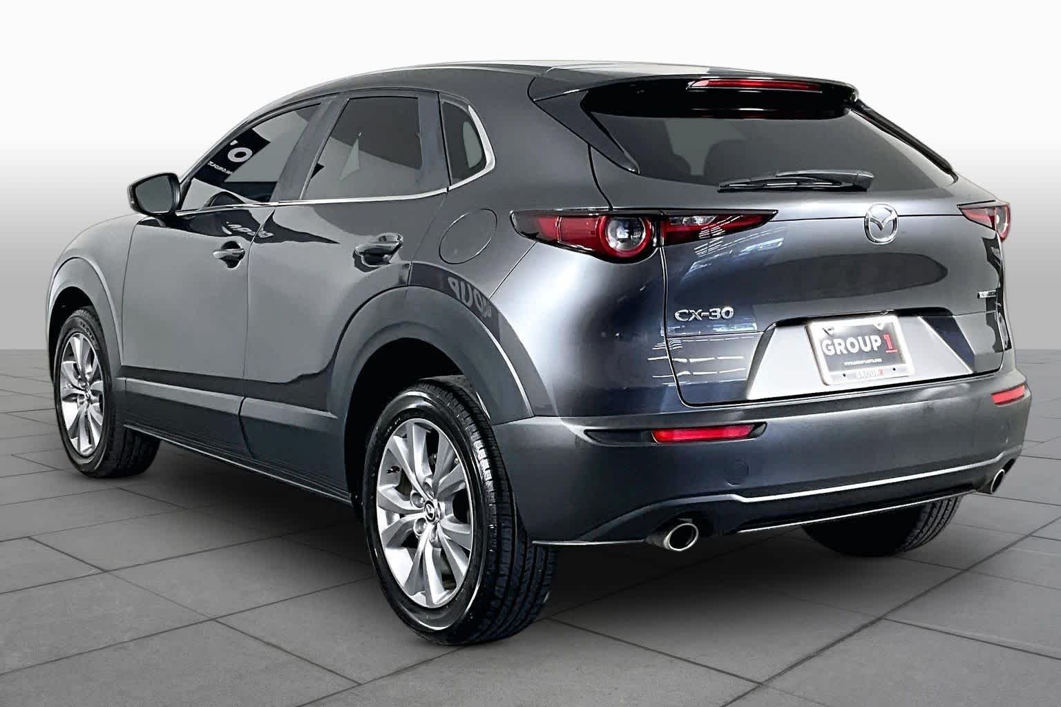 Used 2021 Machine Gray Metallic Mazda Preferred image 11