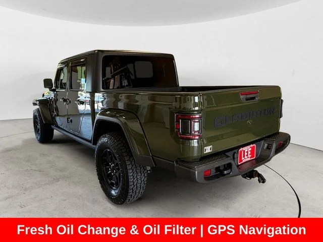 Used 2022 Green Jeep Willys image 3