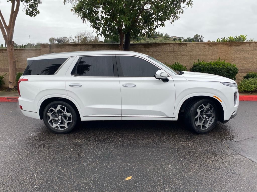 Used 2022 White Hyundai Calligraphy image 6