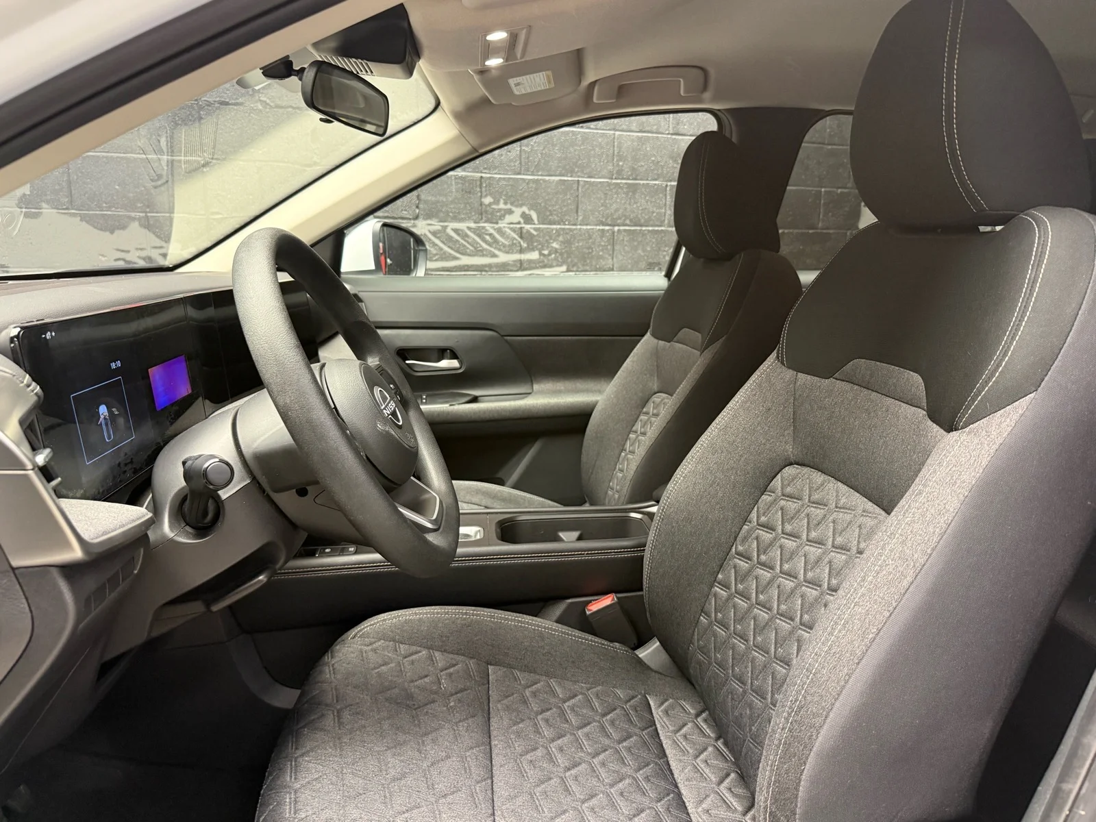 Used 2025 Fresh Powder (qm1) Nissan SV image 8