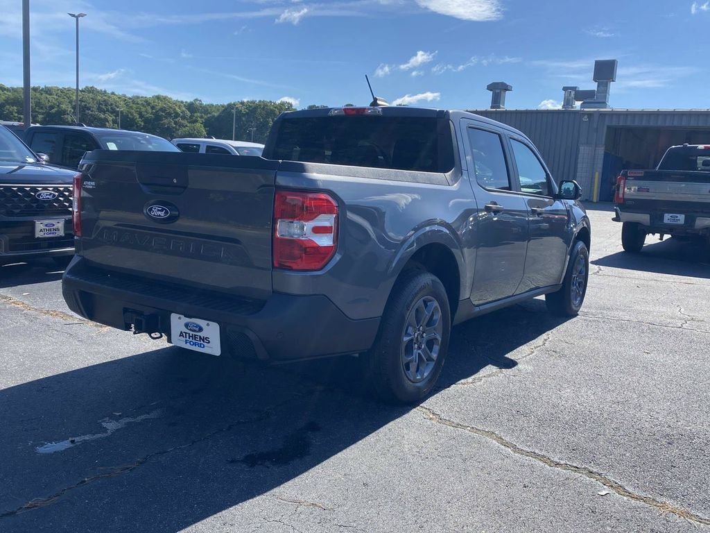 New 2026 Carbonized Gray Metallic Ford XLT image 3