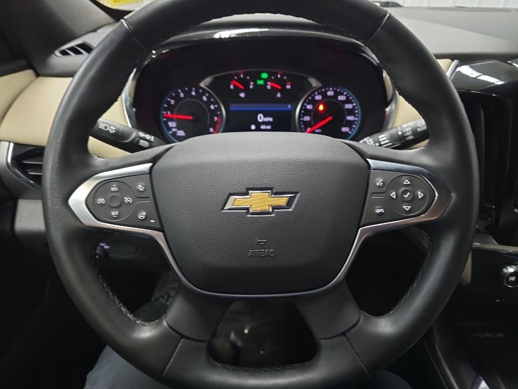 Used 2023 Black Metallic Chevrolet LT Leather image 18