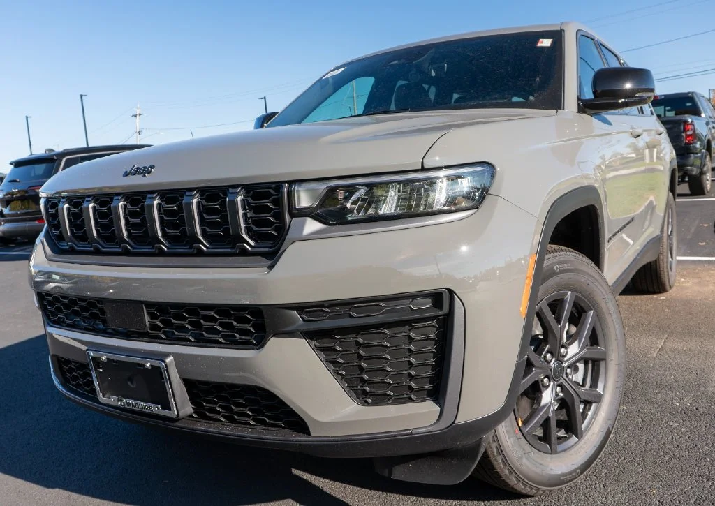 2027 Jeep Grand Cherokee L