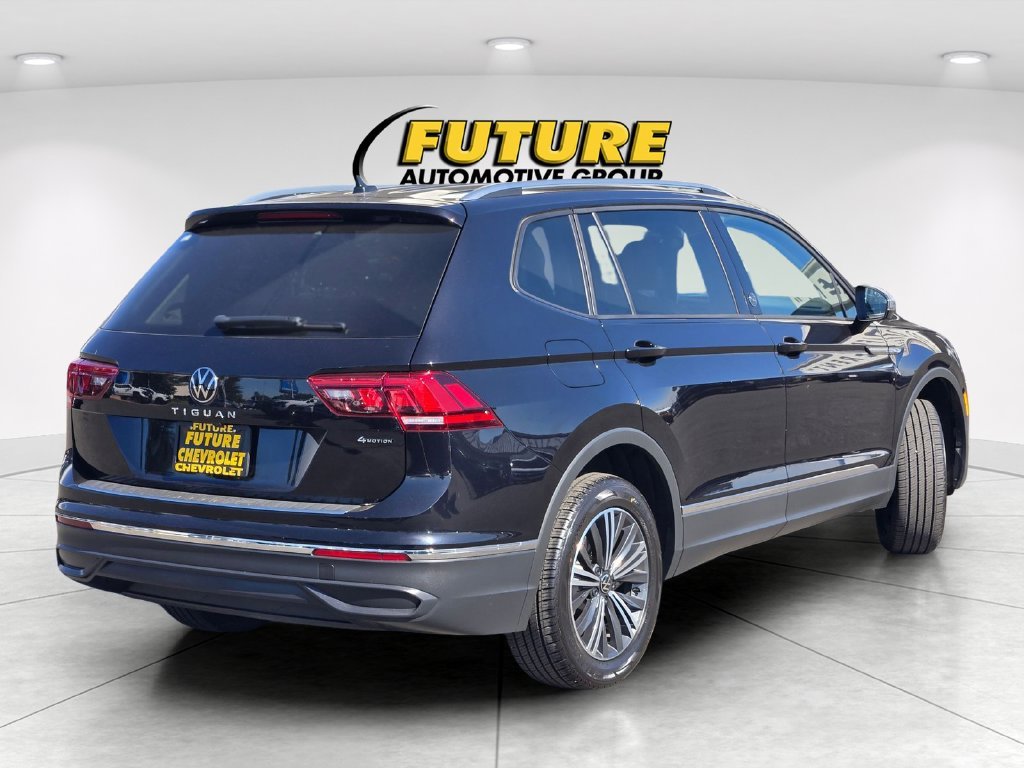 Used 2024  Volkswagen 2.0T Wolfsburg Edition image 4