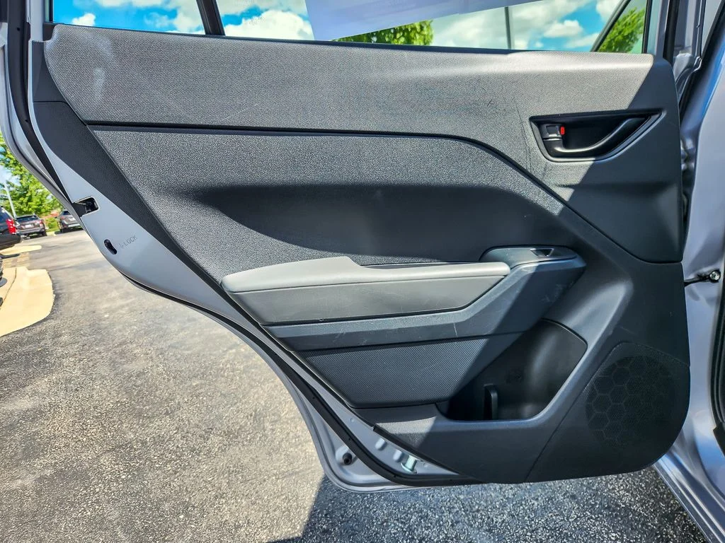Used 2024 Silver Subaru Base image 16