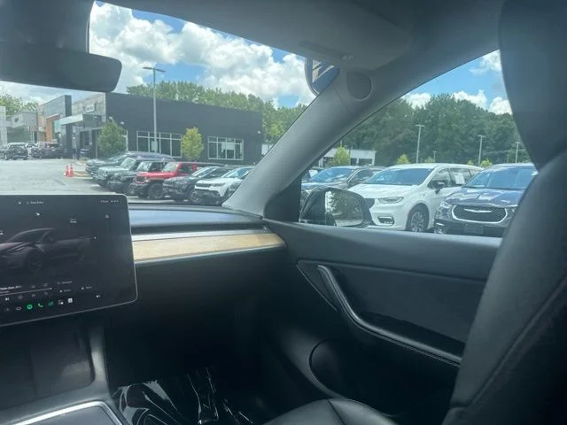 Used 2022 Black Tesla Long Range image 15