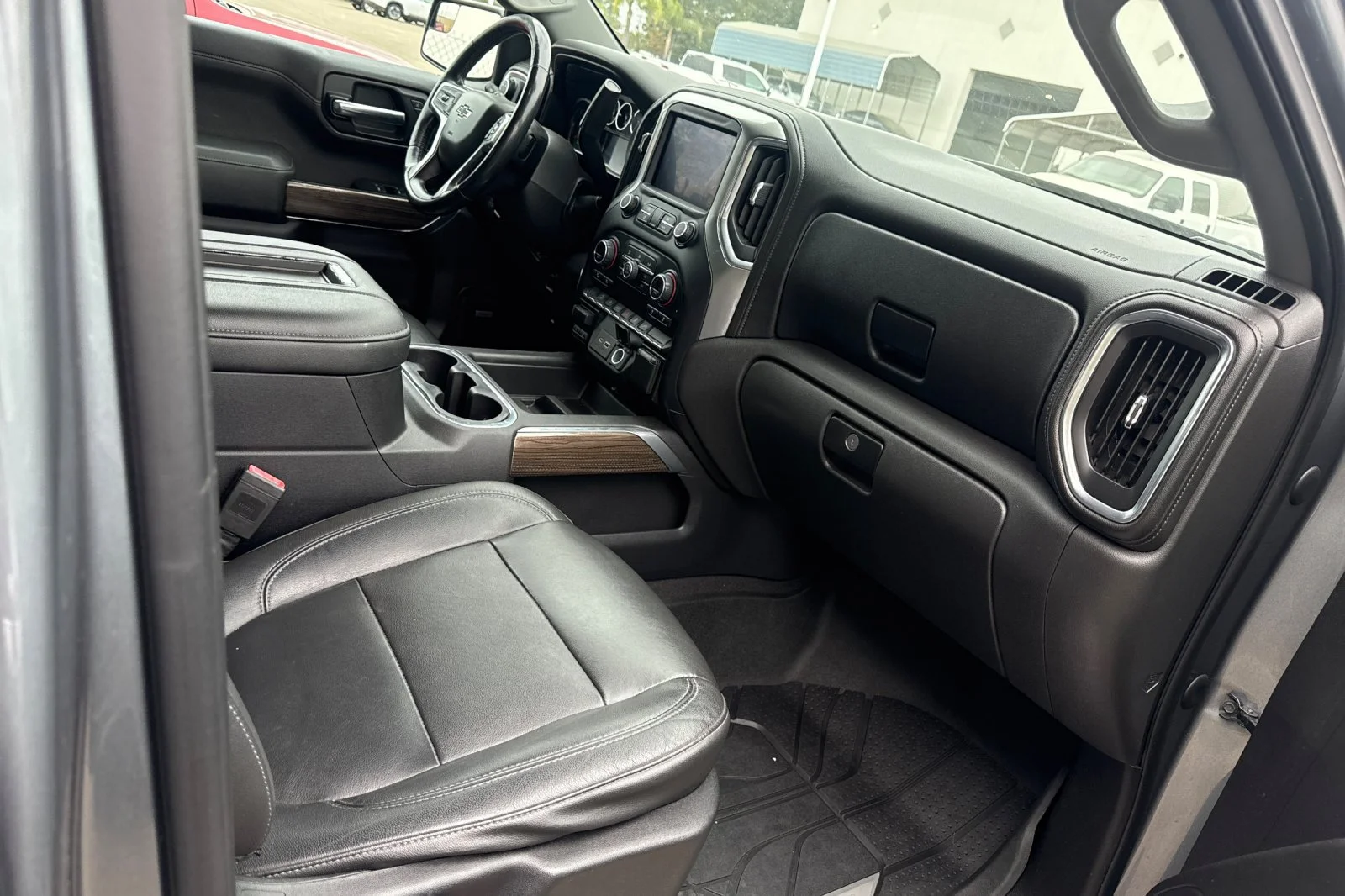 Used 2019 SATIN STEEL METALLIC Chevrolet LT Trail Boss image 12