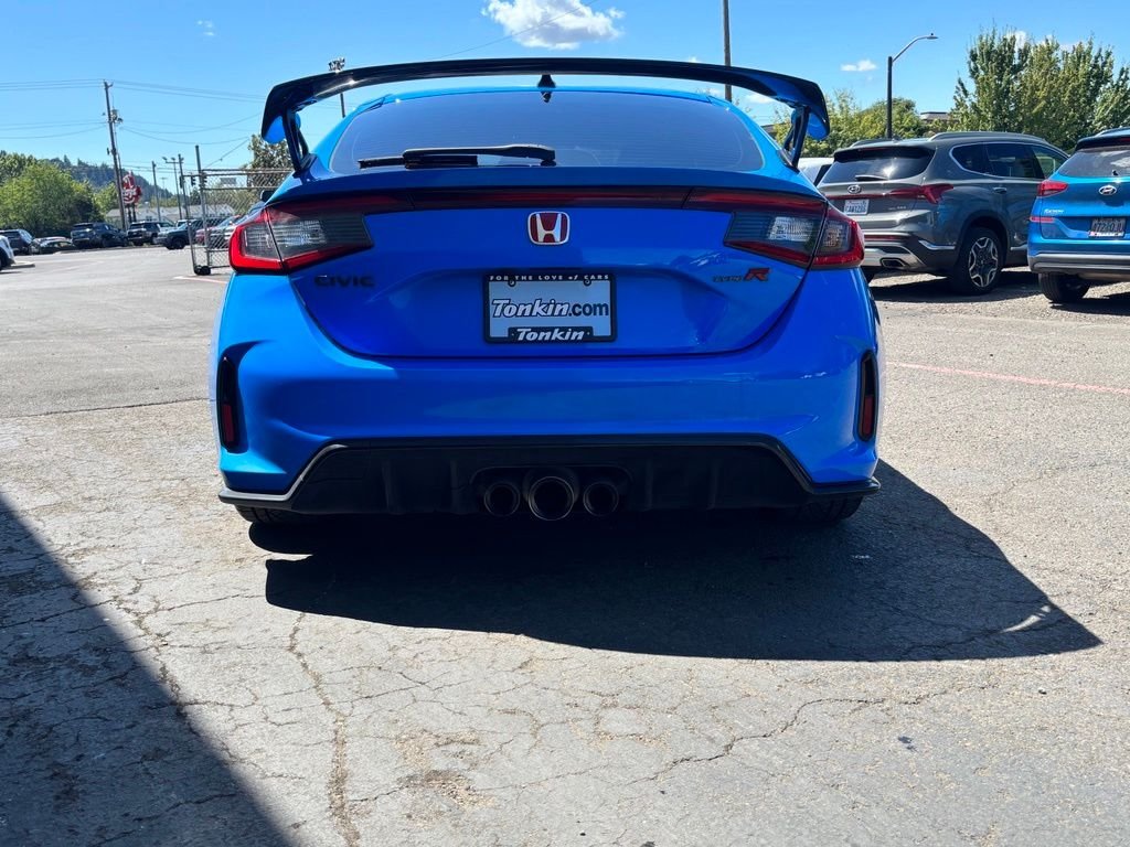 Used 2023 Black Honda  image 6