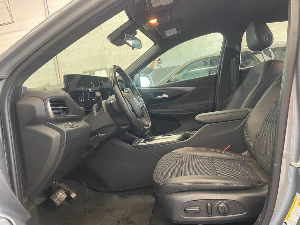 Used 2024 Gray Buick Preferred image 10