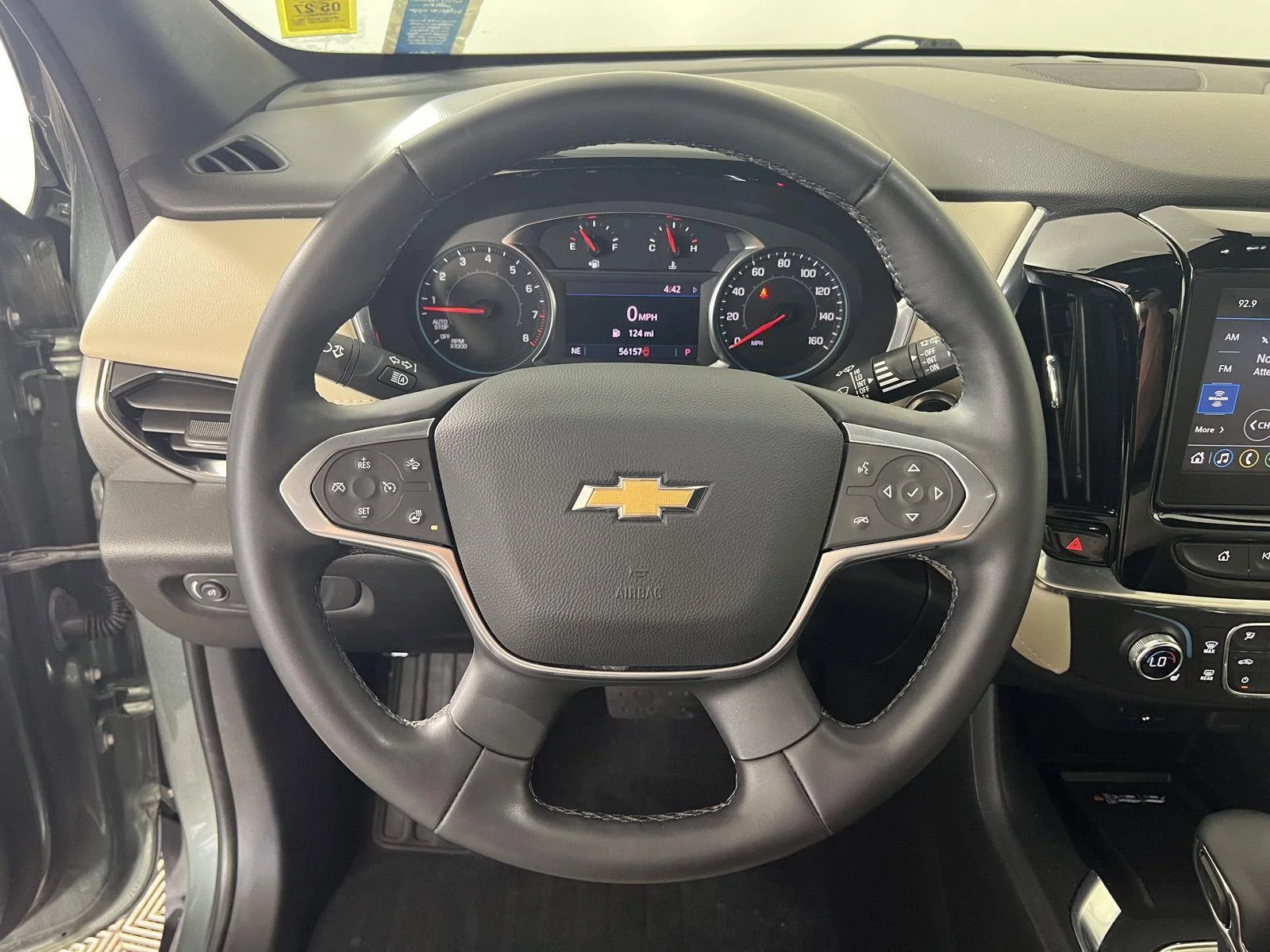 Used 2023 Silver Sage Chevrolet LT Leather image 7