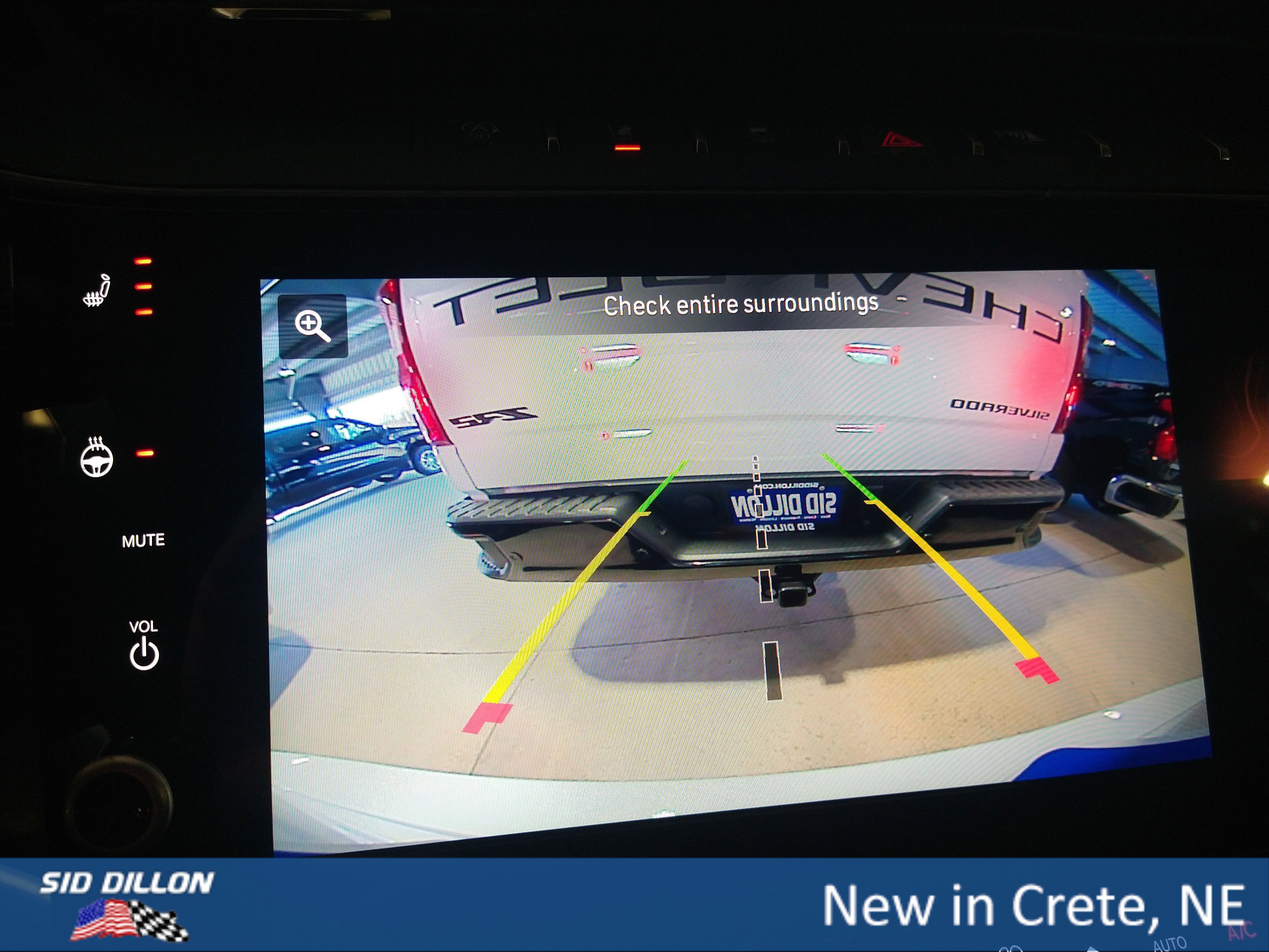 New 2026 Bright White Clearcoat Jeep Laredo Altitude image 8