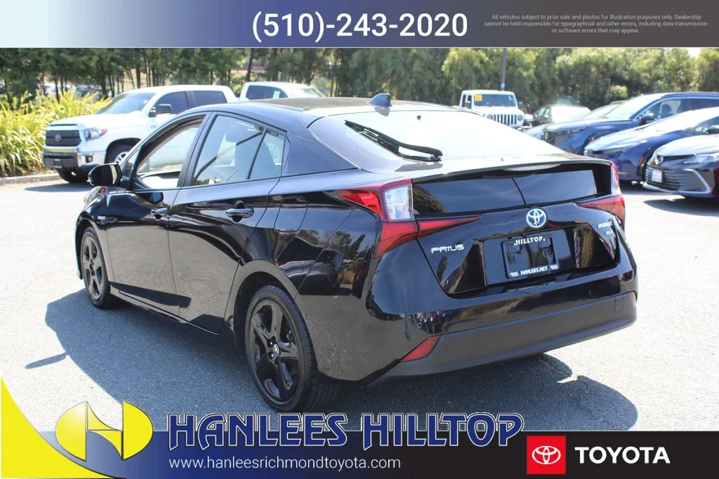 Certified Used 2022 Black Toyota XLE image 9