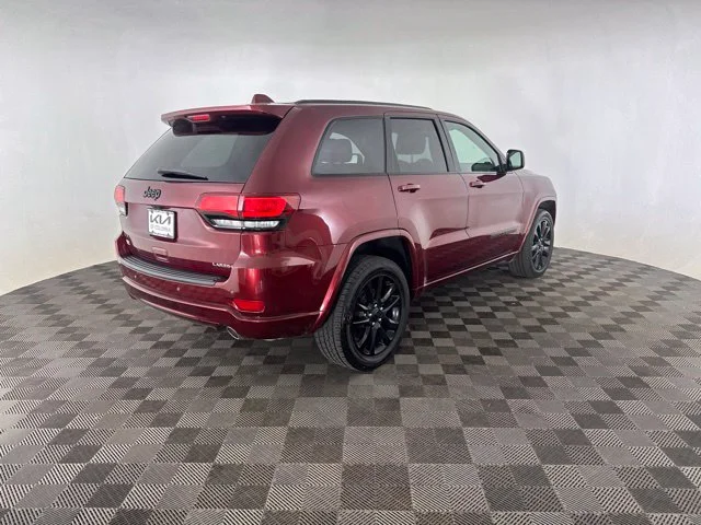 Used 2021 Red Jeep Laredo X image 8