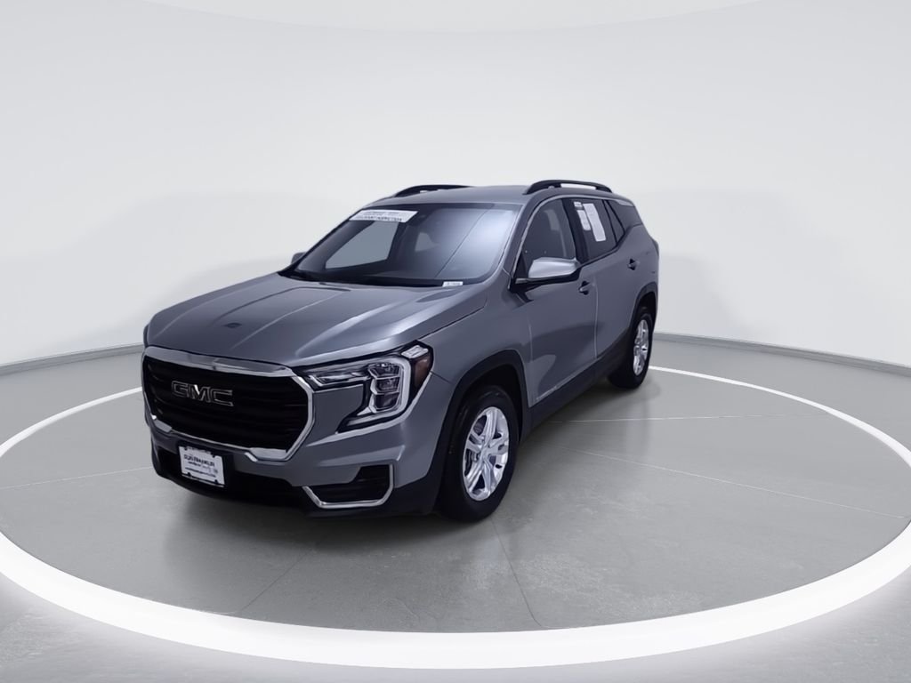 Used 2023 Silver GMC SLE image 4