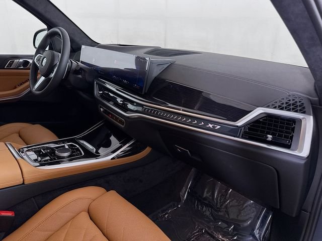 New 2026 Gray Metallic BMW xDrive40i image 32
