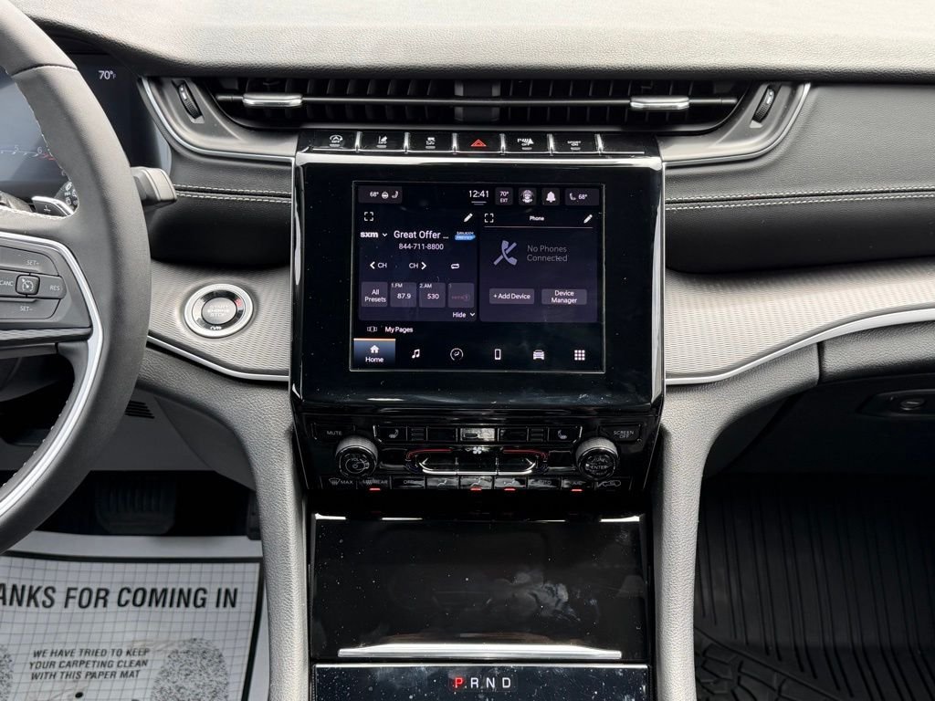 Used 2025 Silver Jeep Altitude X image 21