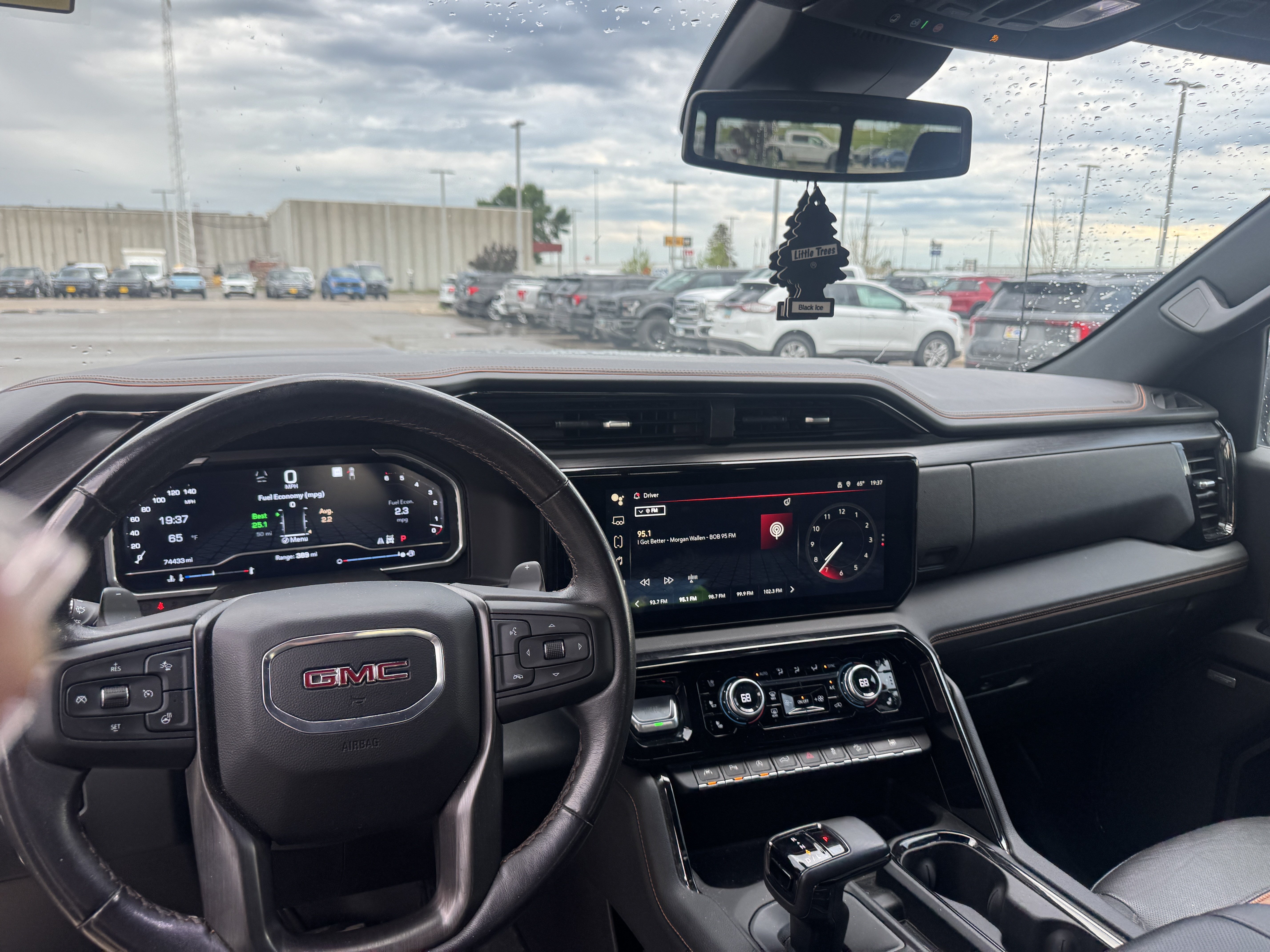 Used 2023 Onyx Black GMC AT4 image 7