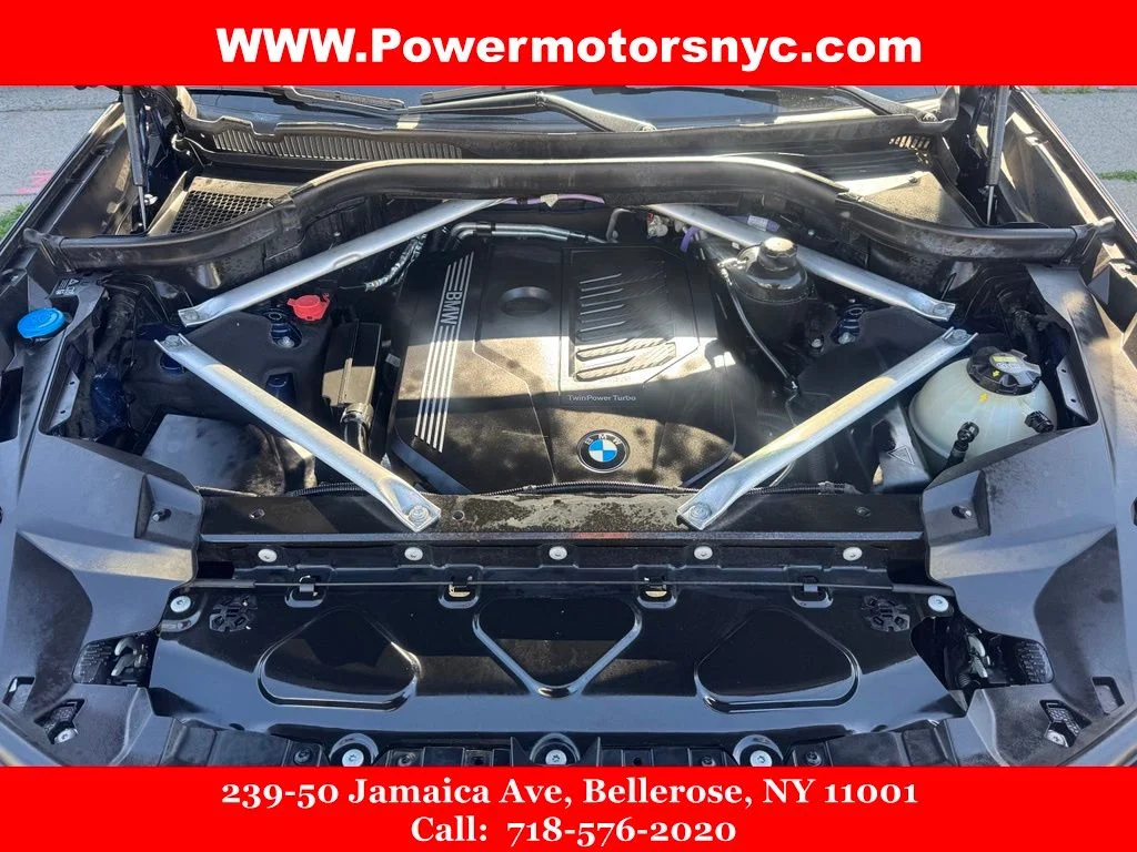 Used 2021 Blue BMW xDrive40i image 13