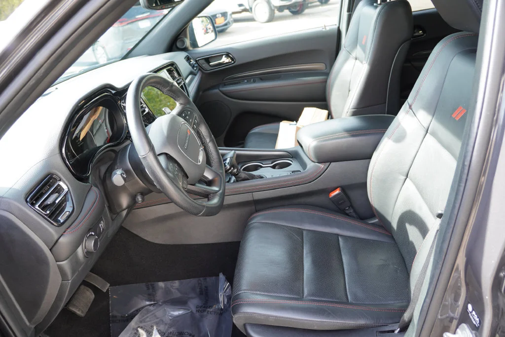 Certified Used 2026 Vapor Gray Dodge GT Plus HEMI V8 image 15