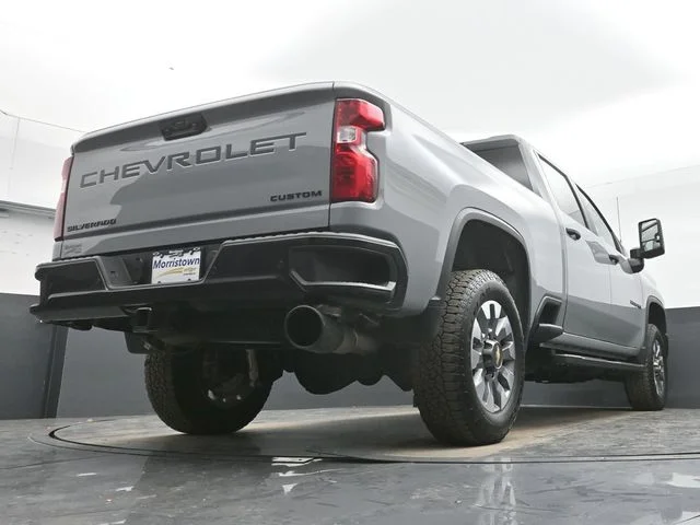 Used 2024 Gray Chevrolet Custom image 38
