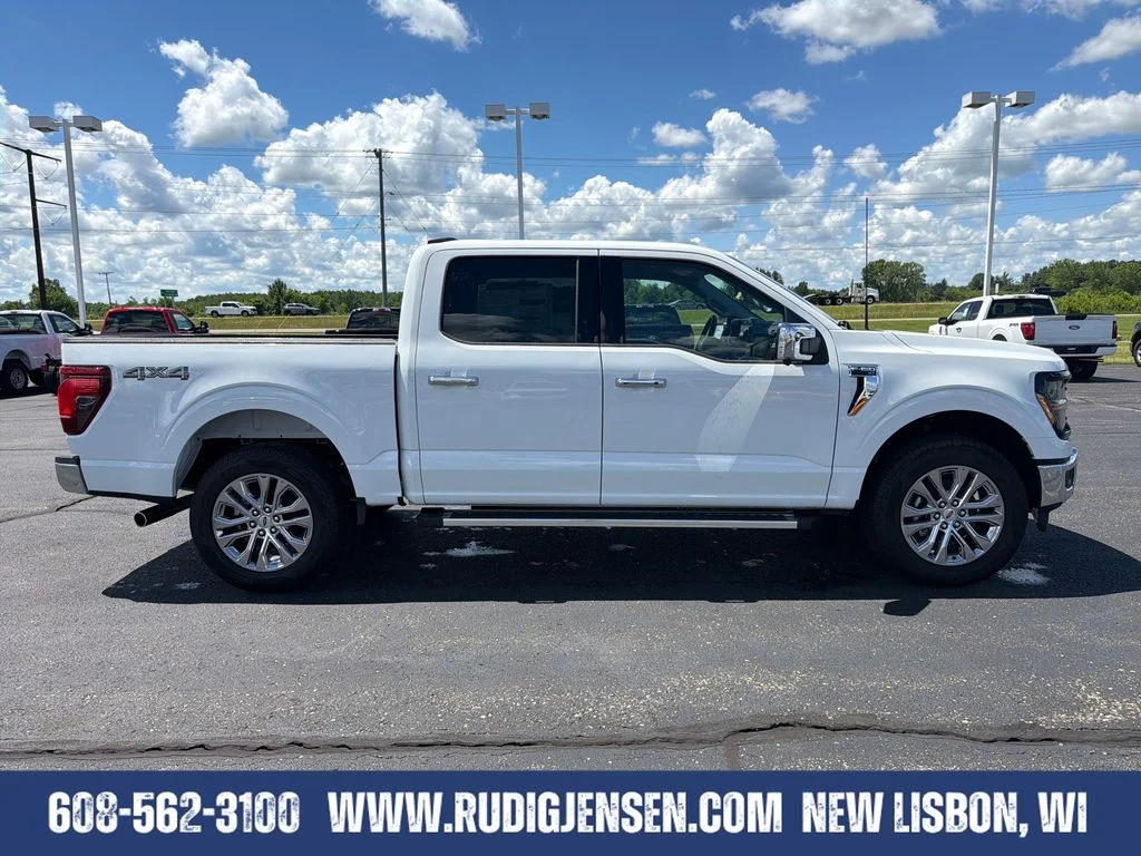 New 2026 Oxford White Ford XLT image 7
