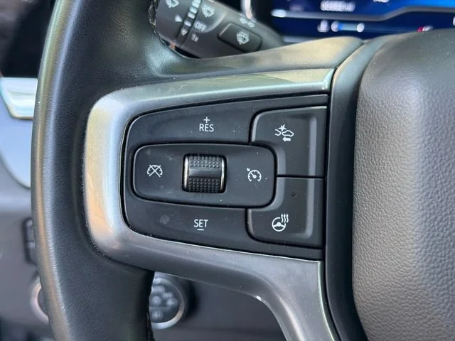 Used 2025 Sterling Gray Metallic Chevrolet LT DRW image 24