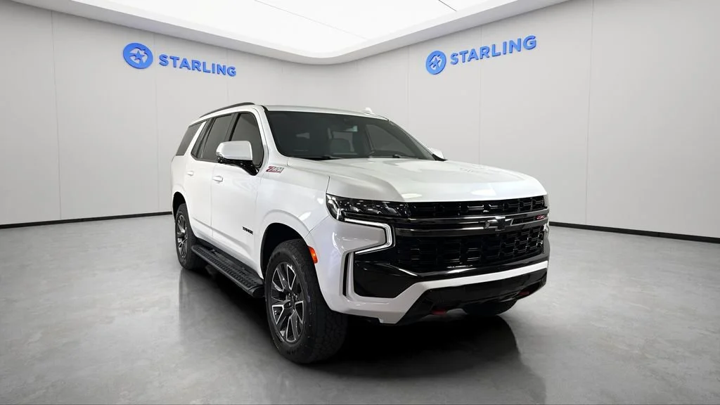 Used 2022 Iridescent Pearl Tricoat Chevrolet Z71 image 14