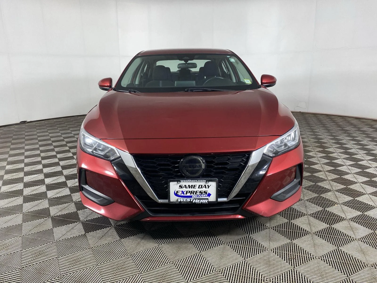 Used 2020 Scarlet Ember Tintcoat Nissan SV image 2