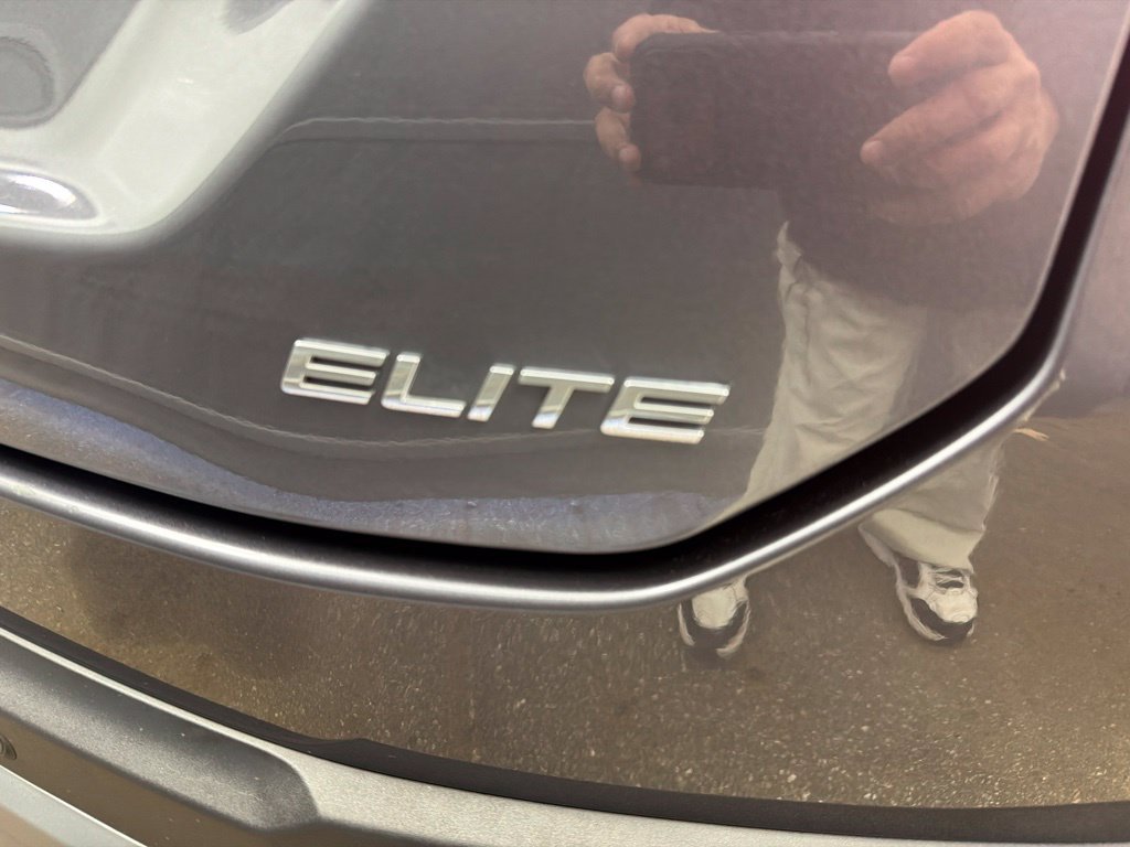 Used 2023  Honda Elite image 28