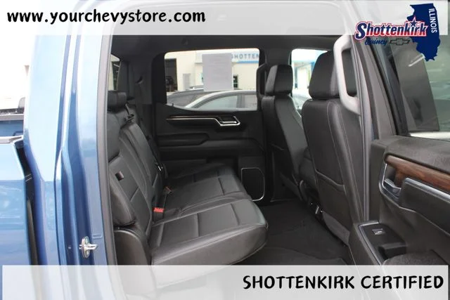 Used 2024 Blue GMC SLT image 23