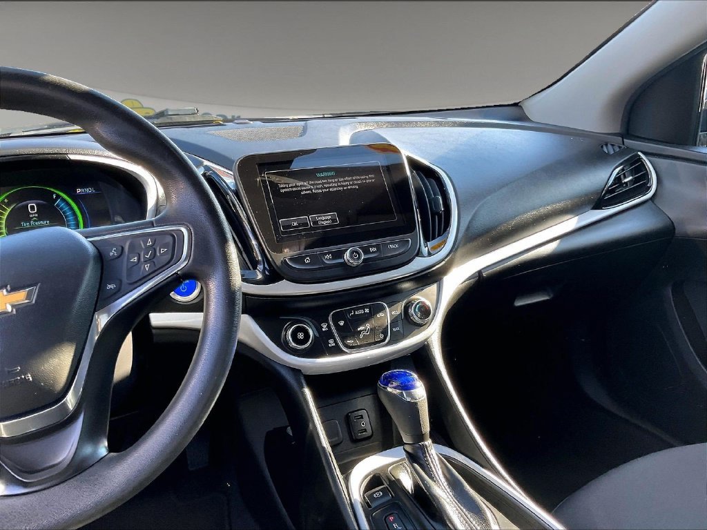 Used 2018 Black Chevrolet LT image 18